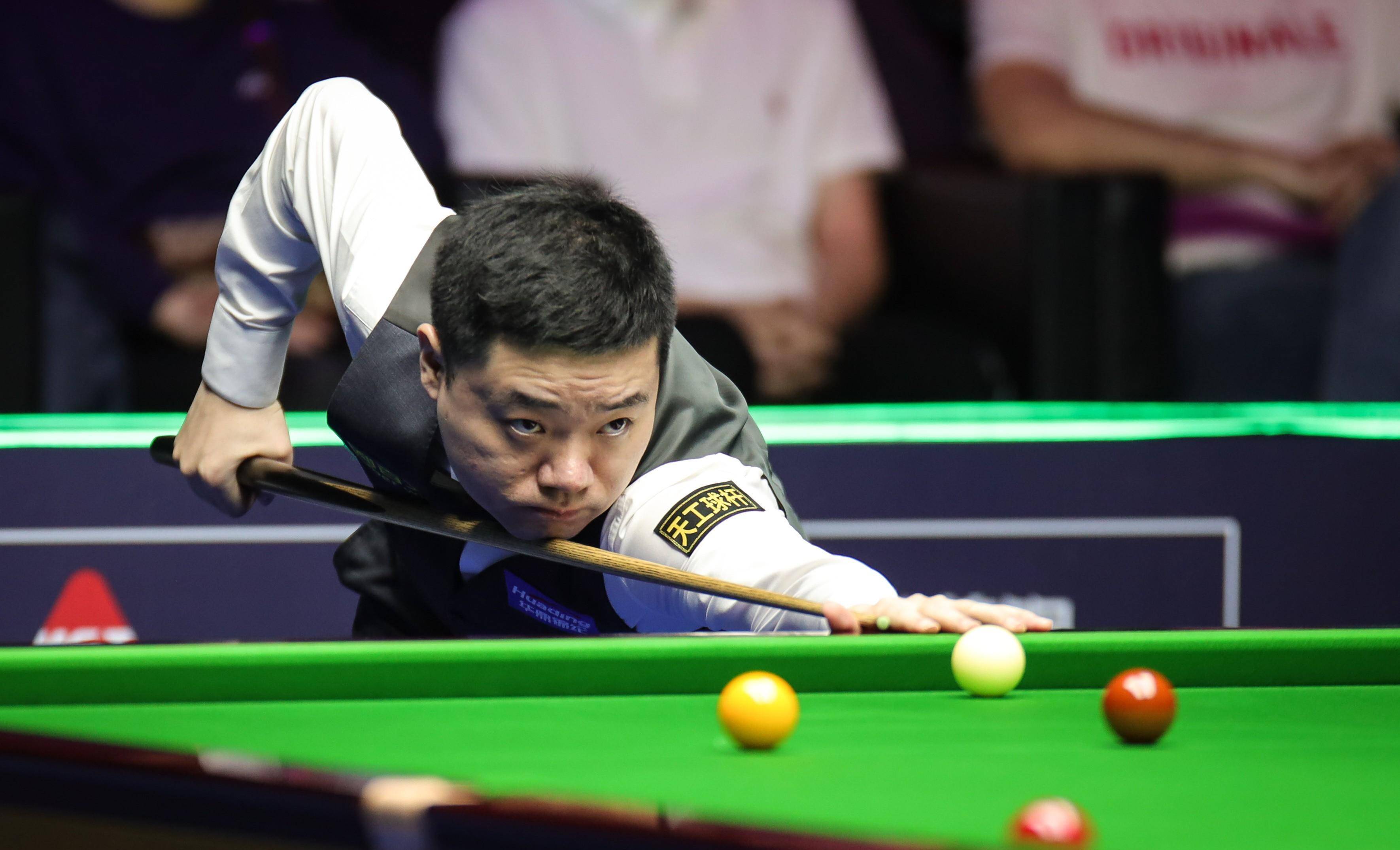 有人预计他 有人预计他